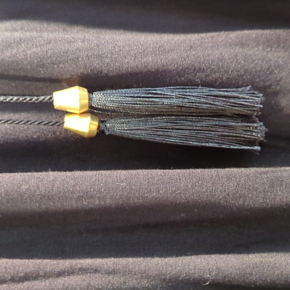 IMAN black tassel ruffle neck blouse 3/4 sleeved w/ elastic cuffs and hem small - Picture 2 of 13